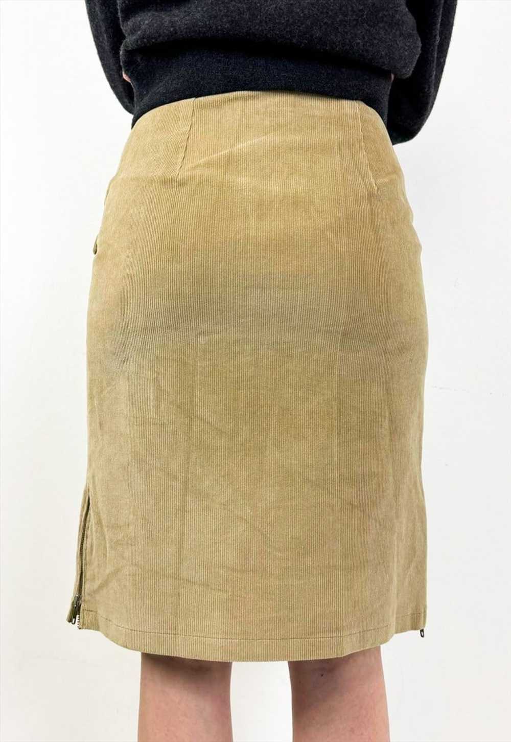 Vintage 90s corduroy midi beige skirt - image 3