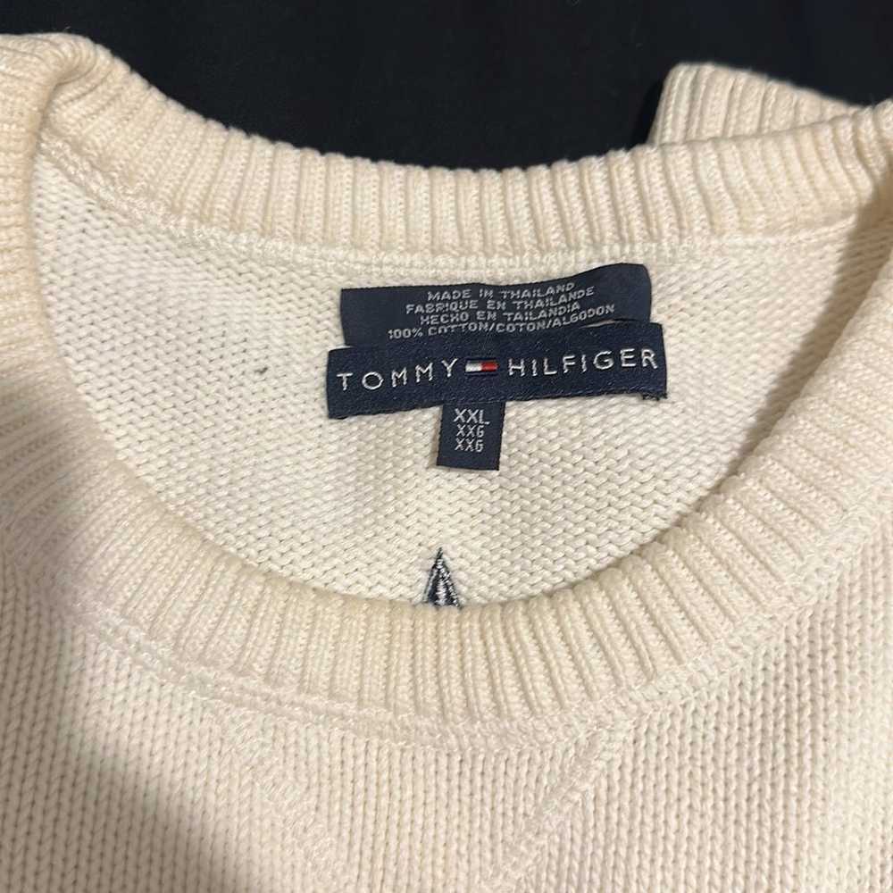 Tommy Hilfiger sweater - image 3