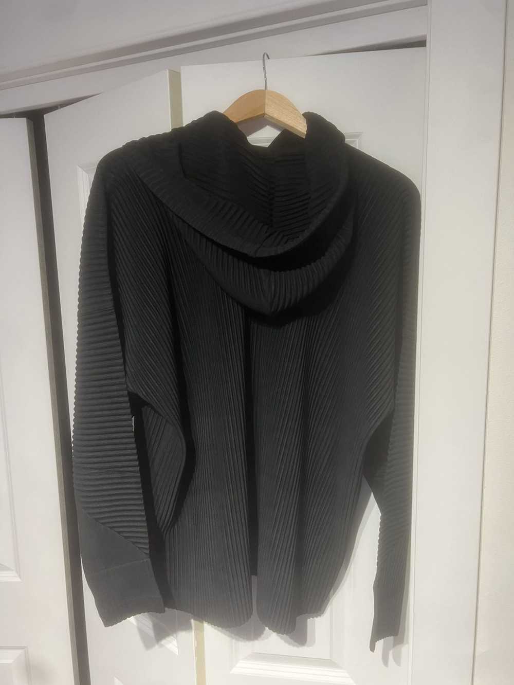 Issey Miyake Issey miyake pleated hoodie - image 2