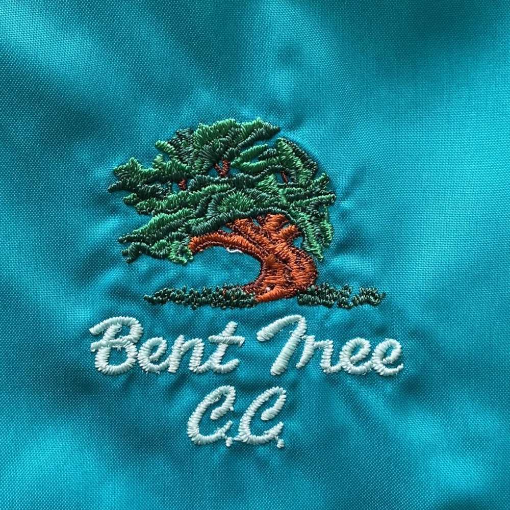 VNTG 1990s Izod Club Golf Windbreaker, Bent Tree … - image 3