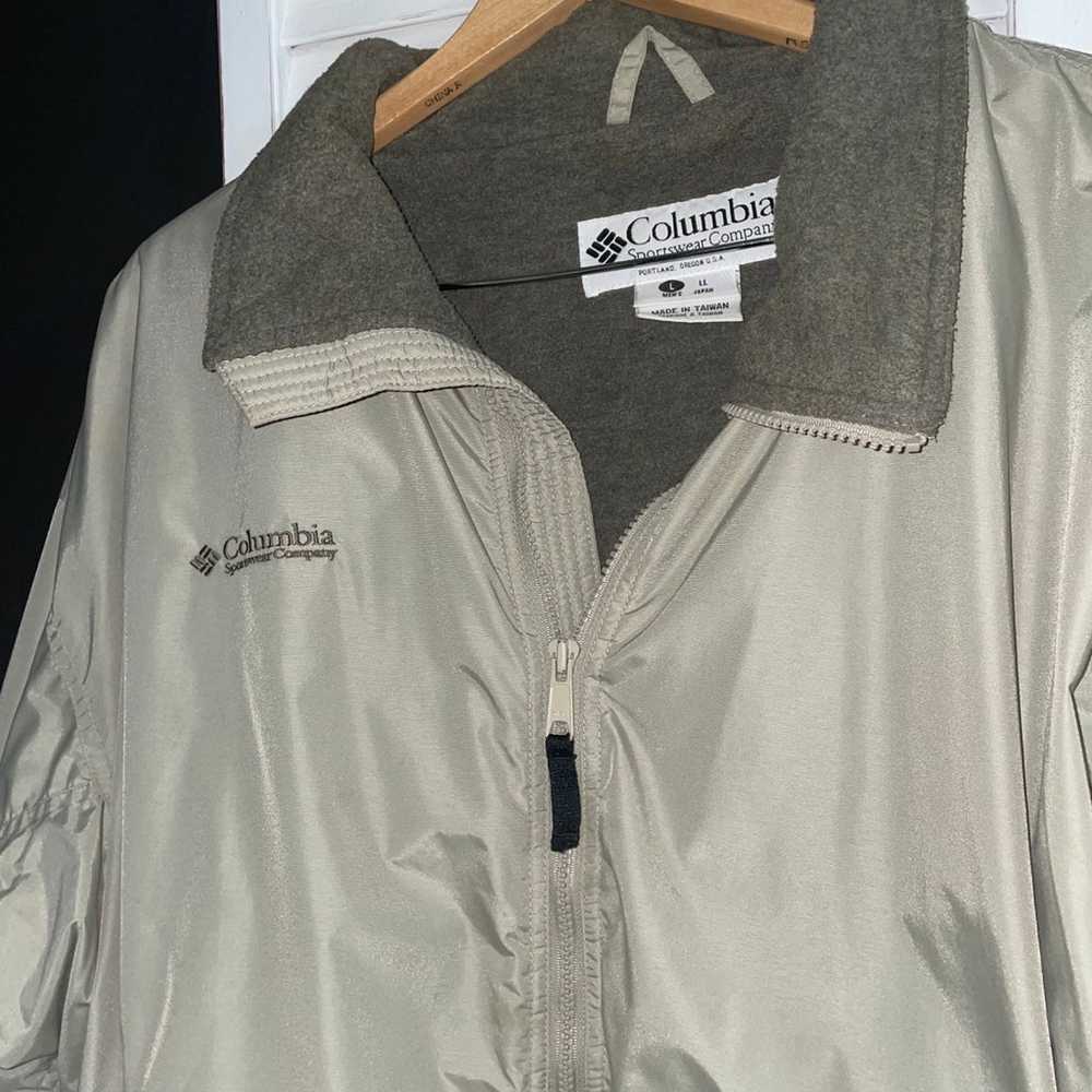 VTG PUFFER COLUMBIA LARGE, like new tan and gray … - image 2