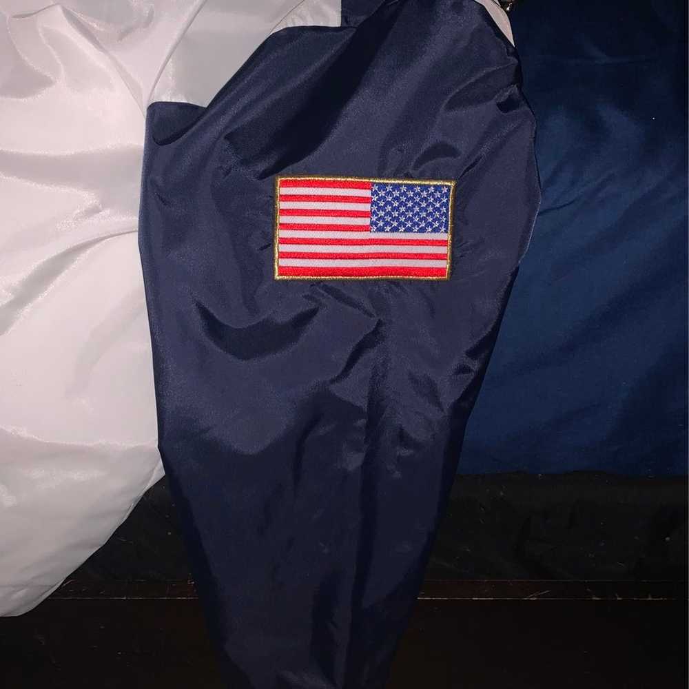 Old rox windbreaker - image 3