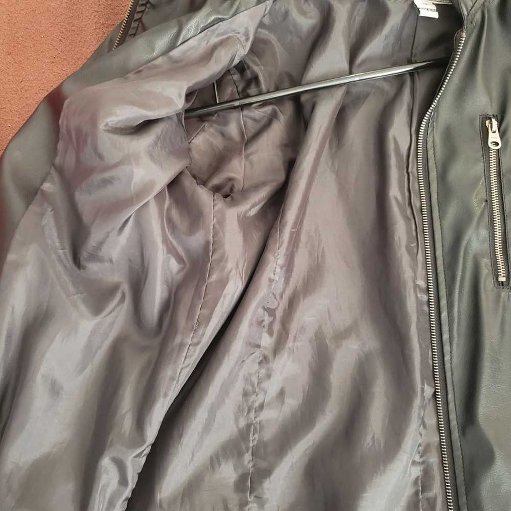 Revolve Leather Jacket Vintage Style Ori - image 6