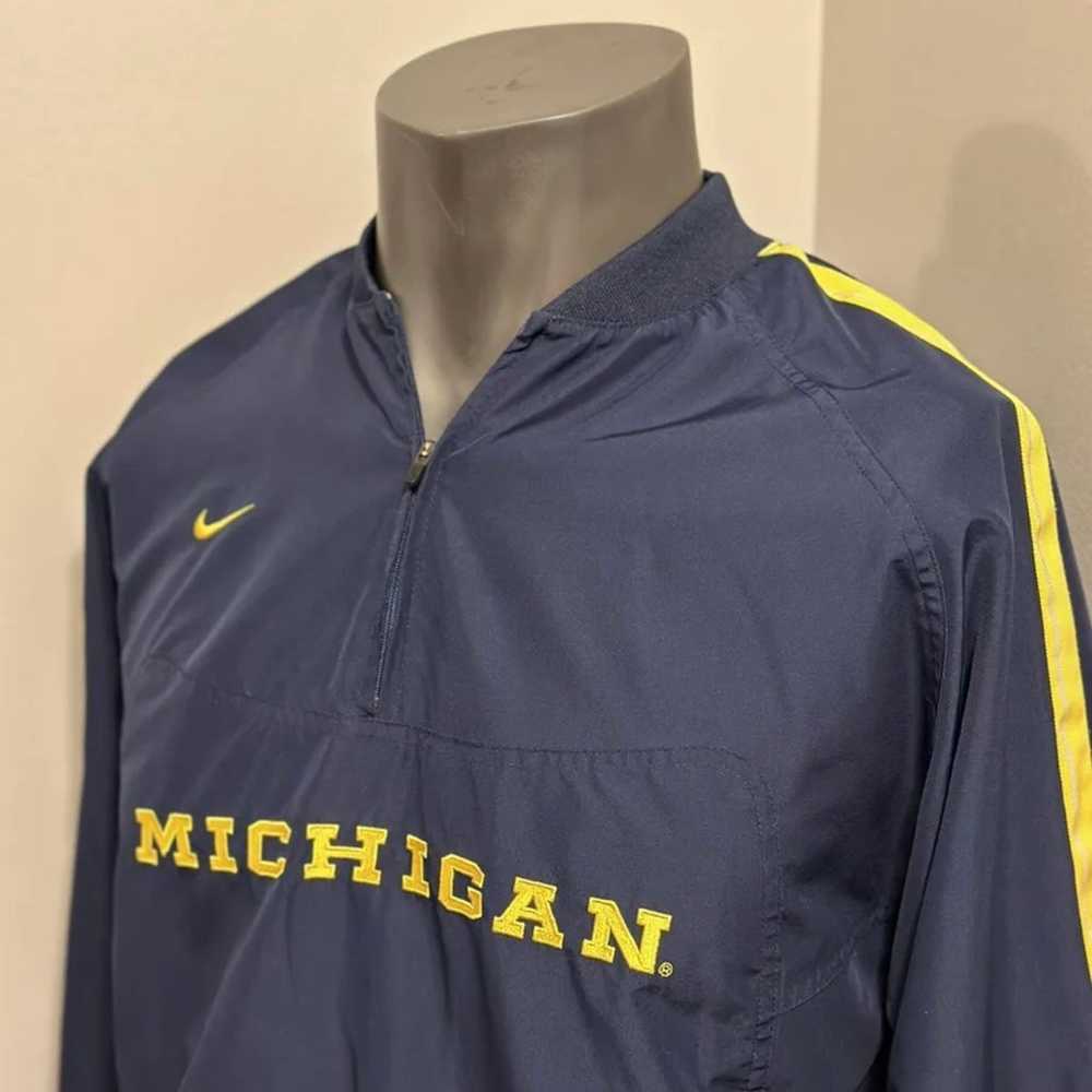 Vintage Nike Team Michigan Wolverines Windbreaker… - image 2