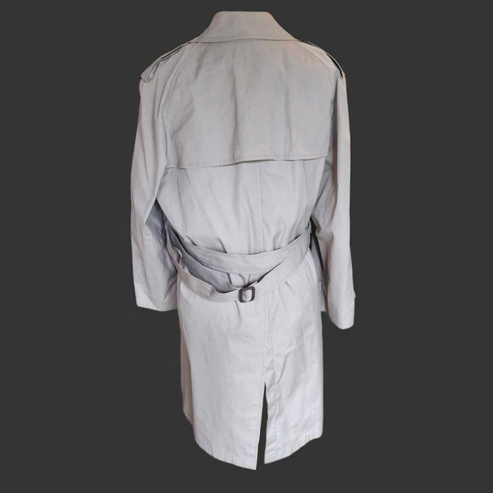 INSULATED Vintage London Fog Trench Coat - image 3