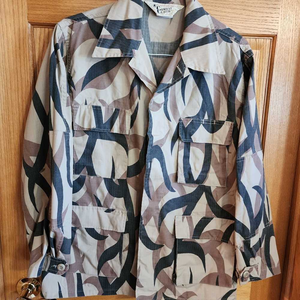 Vintage 1979 Combat Cloth Camouflage Jungle Jacke… - image 1
