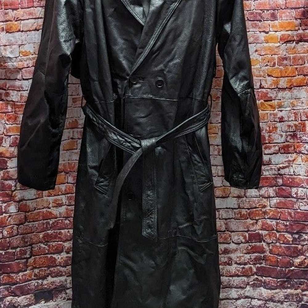 Vintage Leather Coat with belt and removable liner - image 3