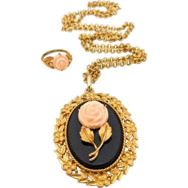 Avon 1973 Serena Pink Rose Pendant Necklace Set