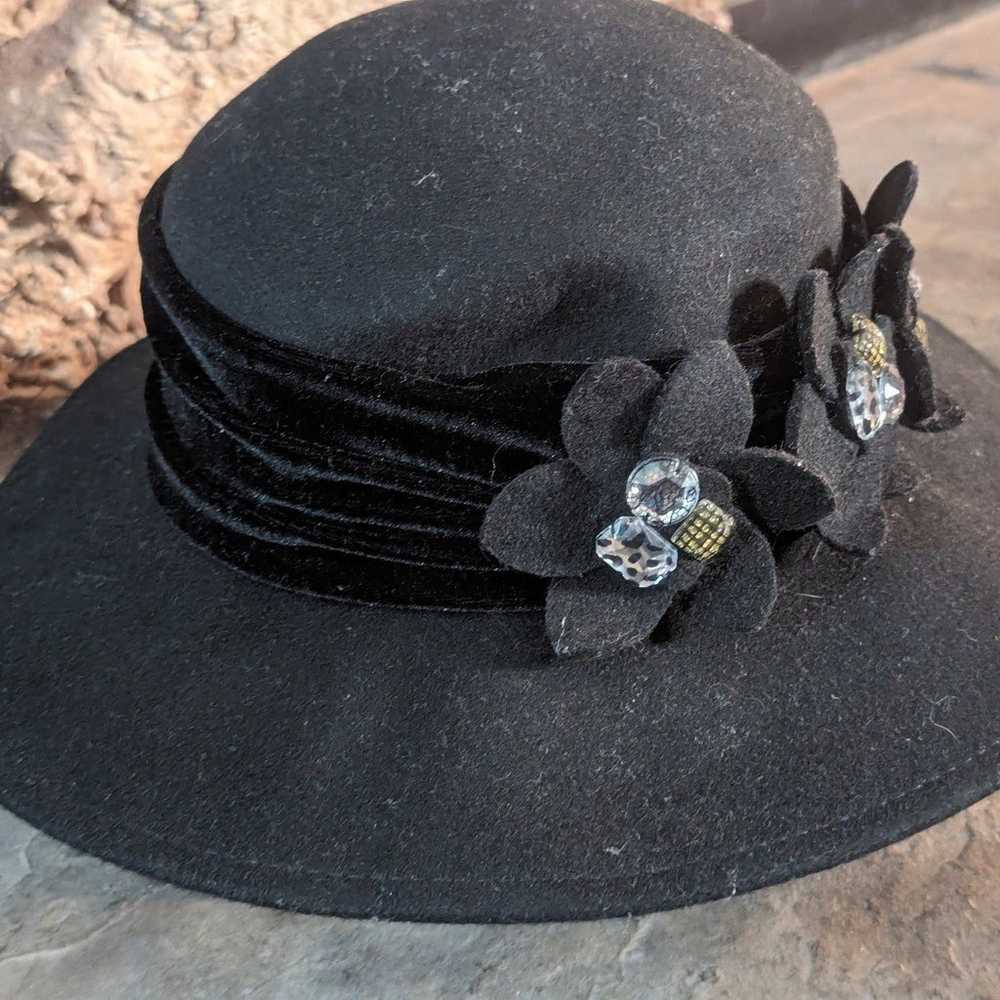 Vintage Cappelli Straworld Hat Women's Black Feat… - image 4