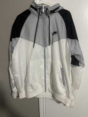 Nike Nike Windrunner jacket - image 1