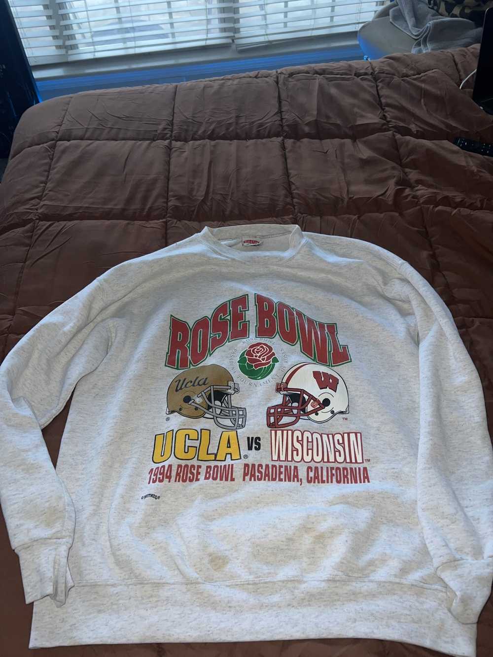 Streetwear × Vintage Vintage 1994 Rose Bowl crew … - image 2