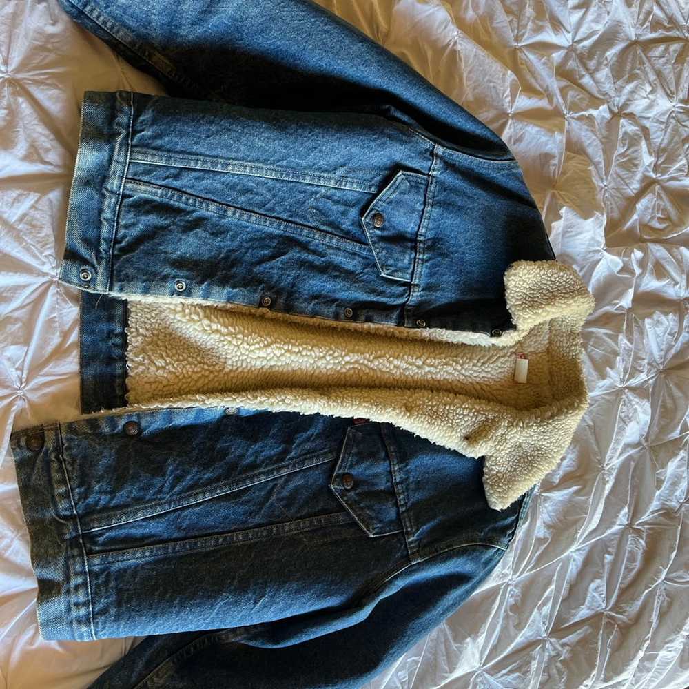 Sherpa lined Levi’s Vintage Denim jacket - image 1