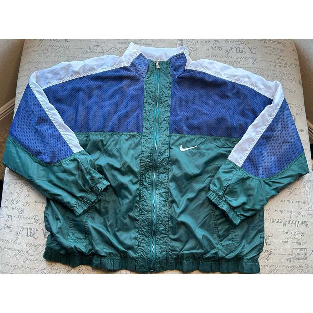 Vintage NIKE Windbreaker Jacket - image 1