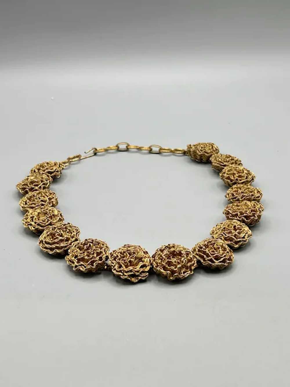 Vintage Wirework Golden Roses Flowers Necklace Go… - image 7
