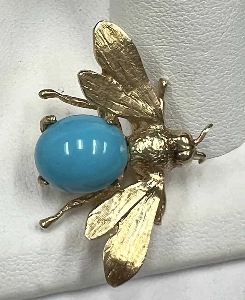 14k Yellow Gold Turquoise Bee Brooch - image 2