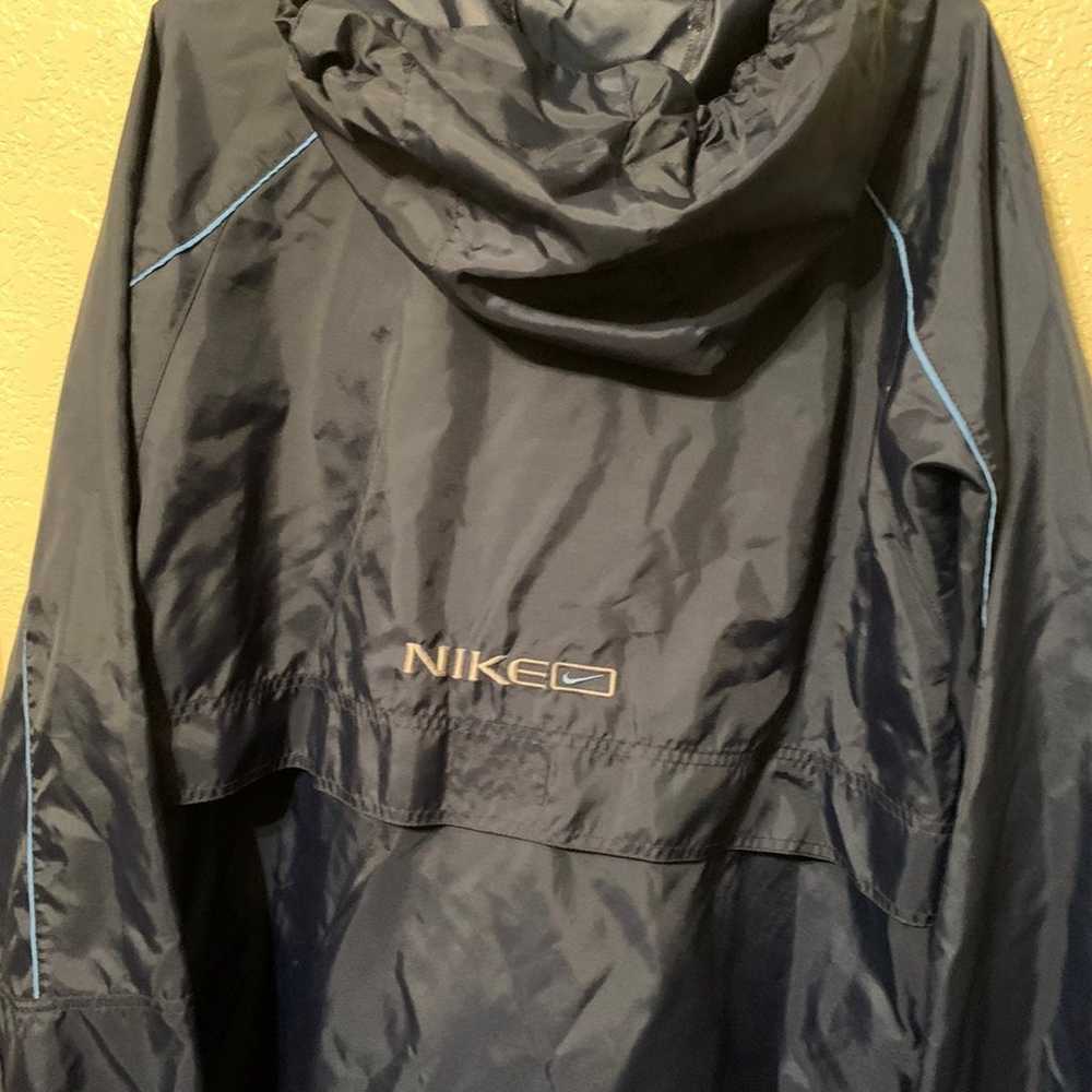 Nike rain/windbreaker jacket - image 2