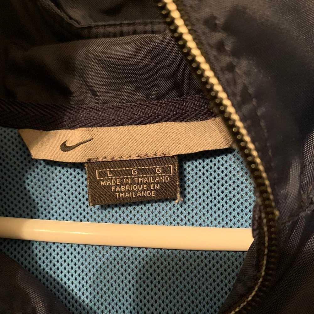 Nike rain/windbreaker jacket - image 4