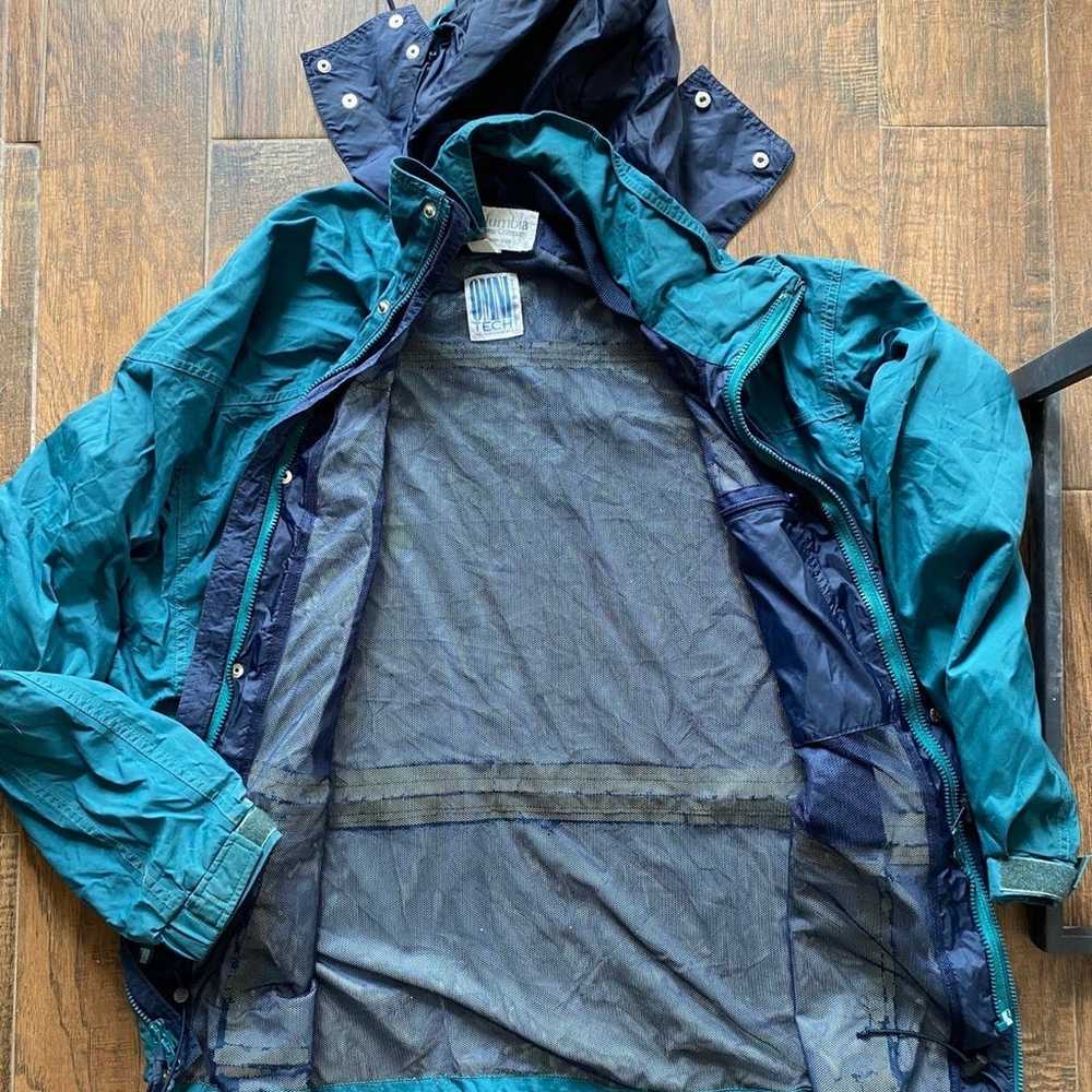 VINTAGE Columbia outdoor jacket /Omni tech early … - image 2