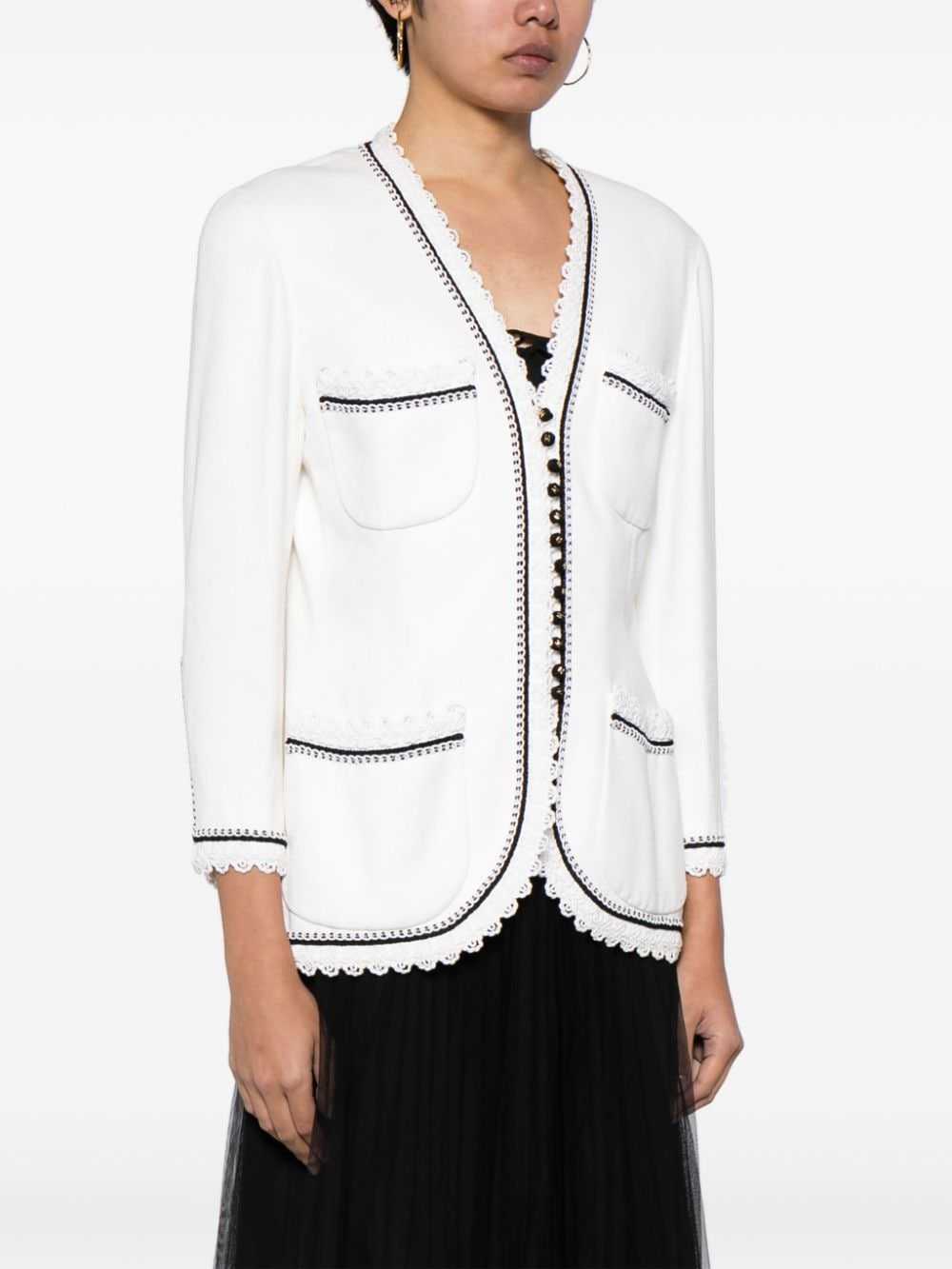CHANEL Pre-Owned 1990-2000s lace-trim blazer - Wh… - image 3