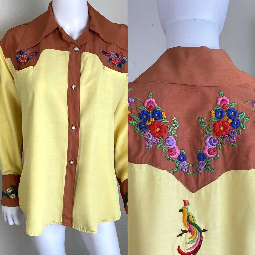 Handmade Vintage 40s 50s Embroidered Floral Rayon… - image 1