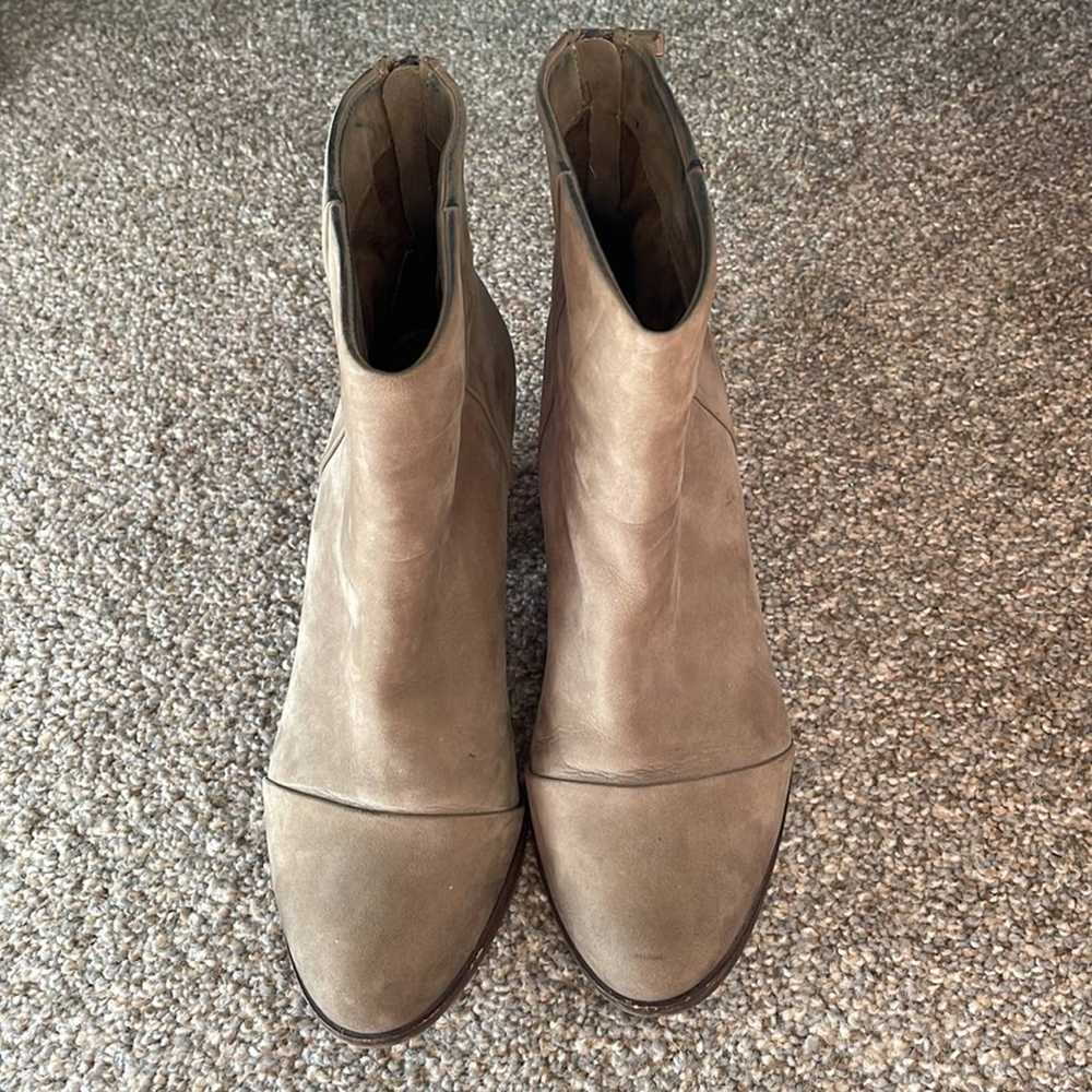 Saks Fifth Avenue GRAY Saks Fifth Ankle Boots 8.5… - image 2