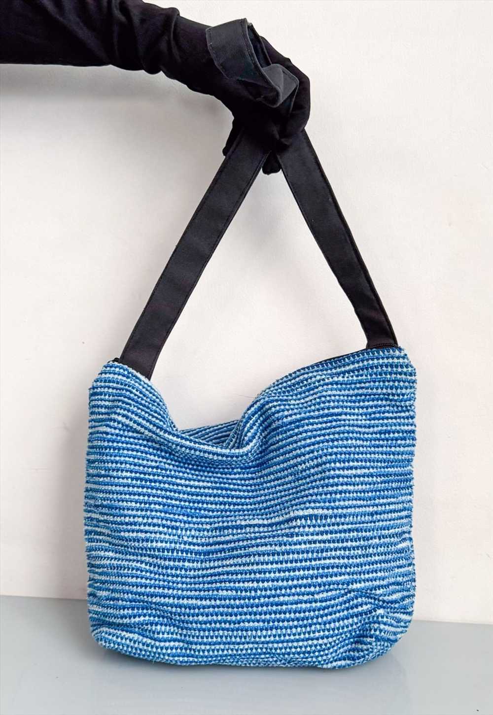 Vintage Y2K cute floral knit bag in blue tones & … - image 4