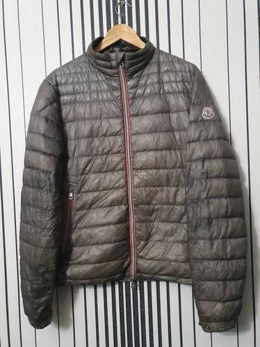 Moncler Moncler Stone-Grey Contrast Line Puffer Do