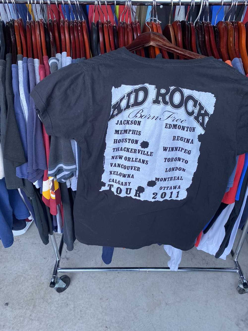 Other 2011 kid rock tour tee large black - image 8