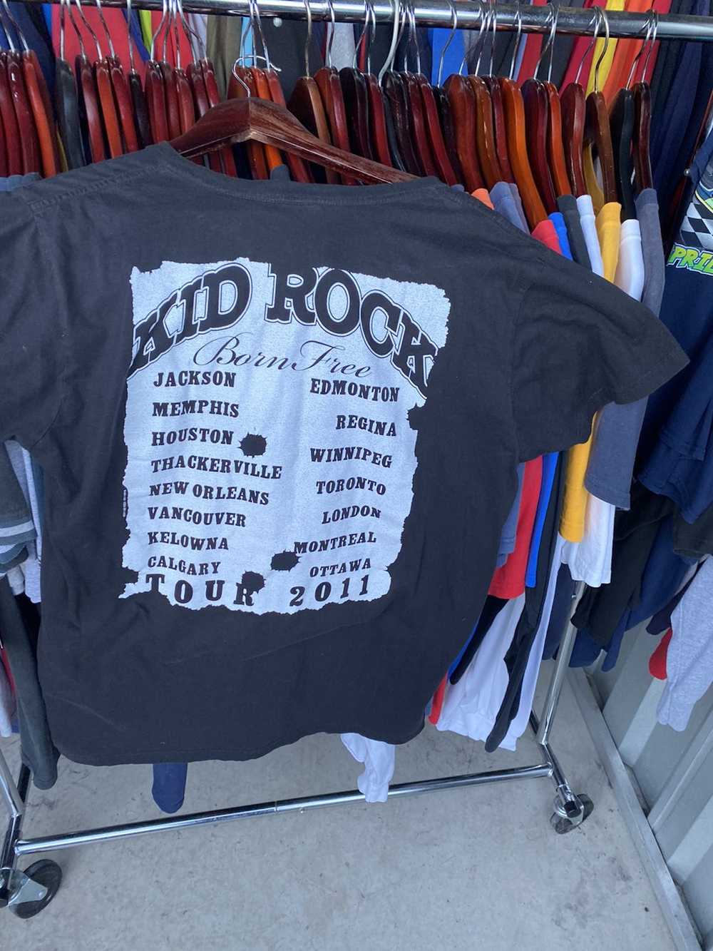 Other 2011 kid rock tour tee large black - image 9