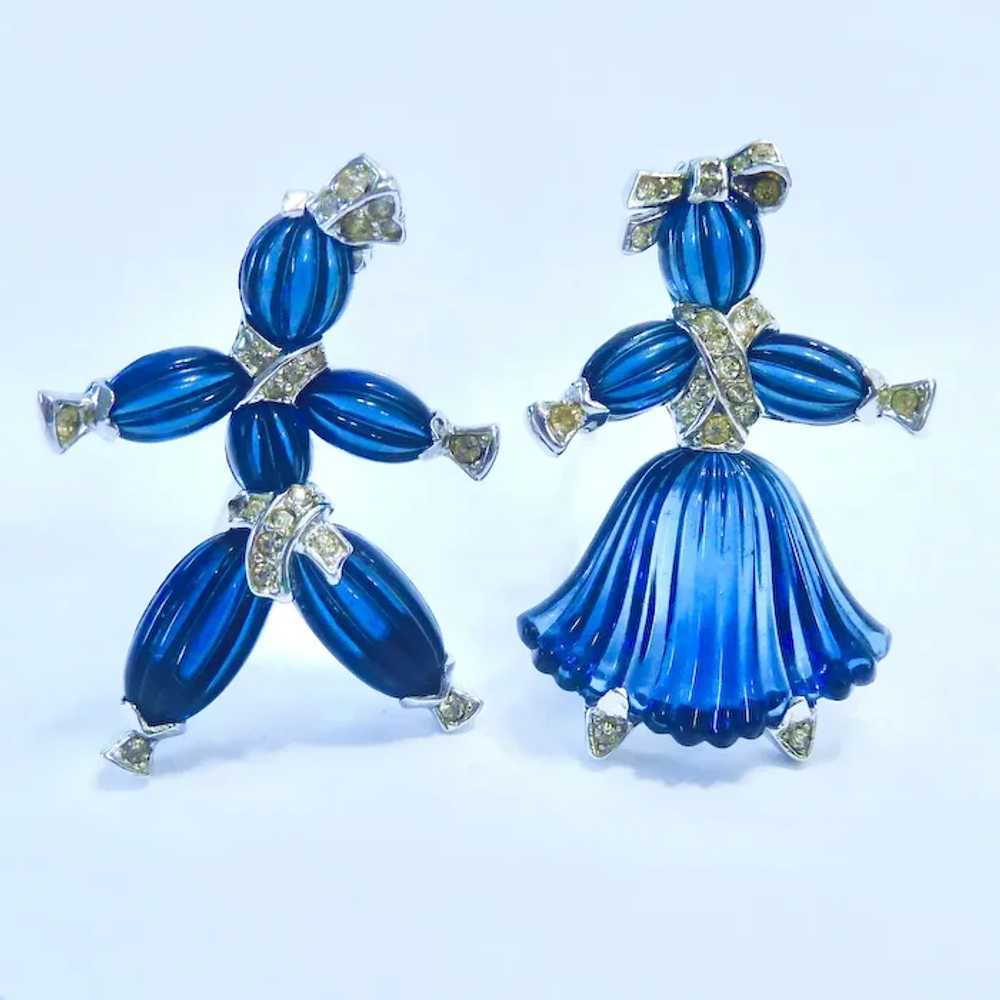 Crown Trifari 1949 Blue Molded Glass 'Pom Pom and… - image 2