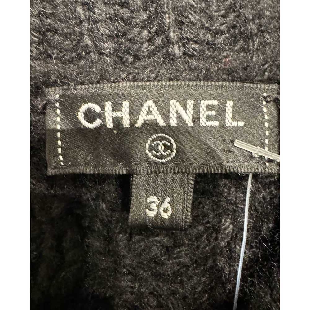 Chanel women's cashmere sweater - image 4
