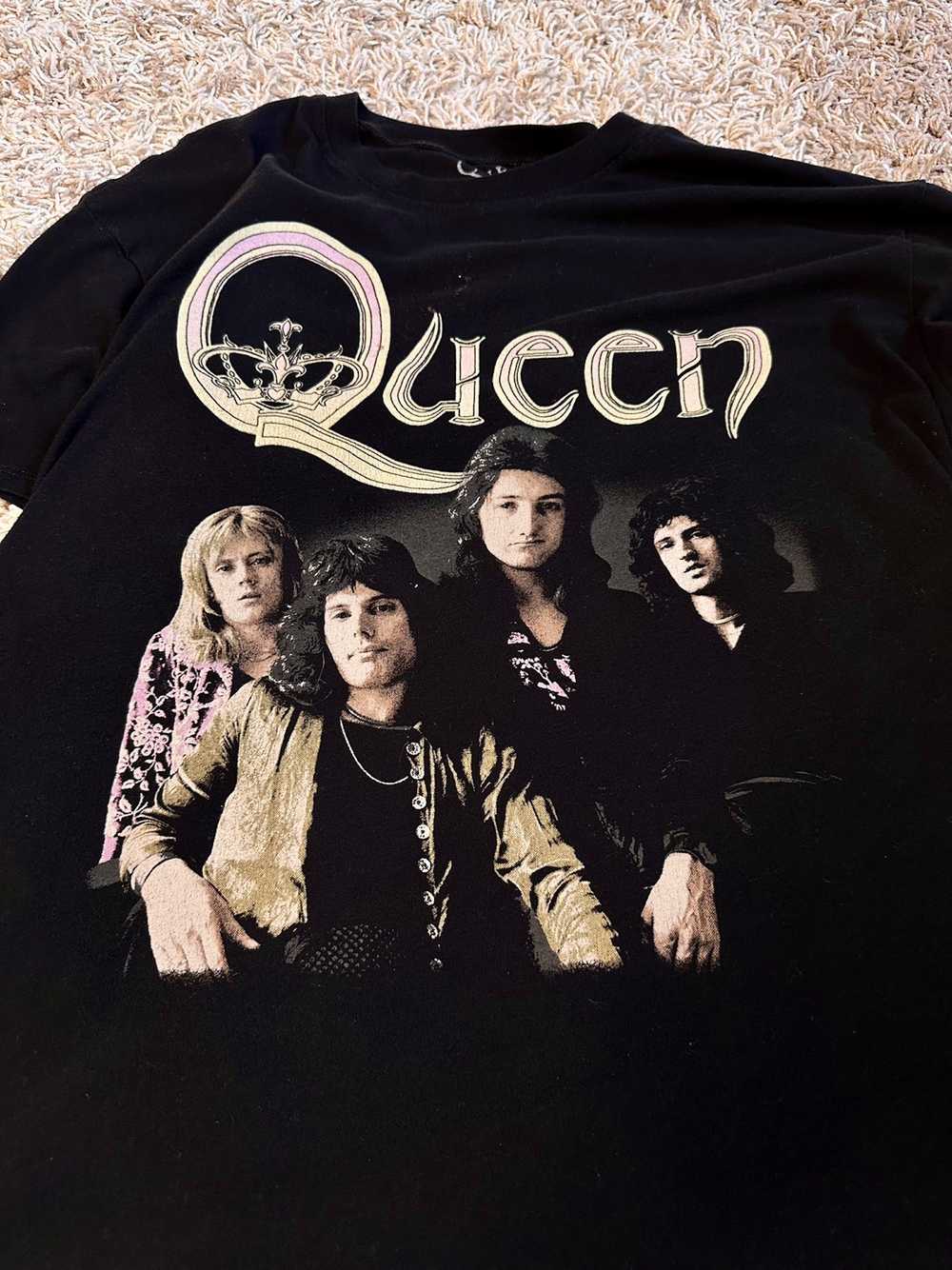 Queen Tour Tee × Rock Band × Rock T Shirt Queen O… - image 2