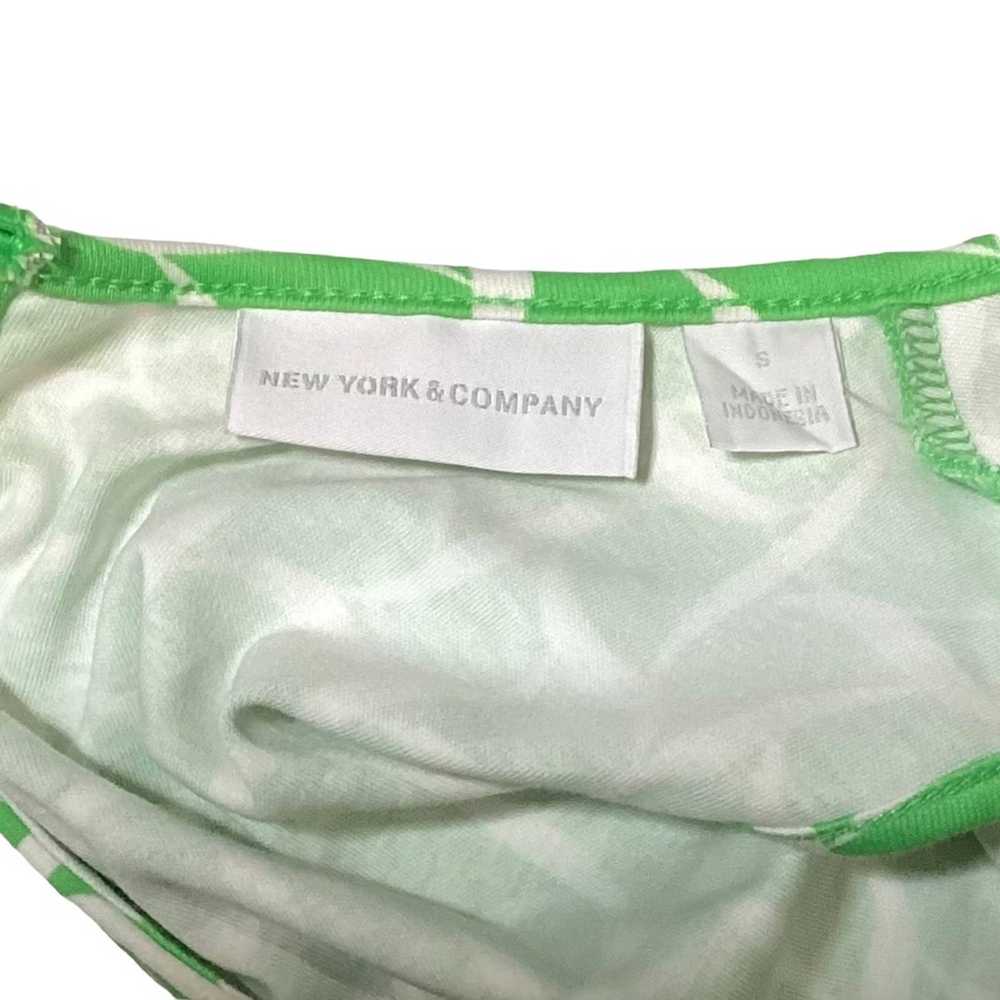 The Unbranded Brand New York & Company Green/Whit… - image 4