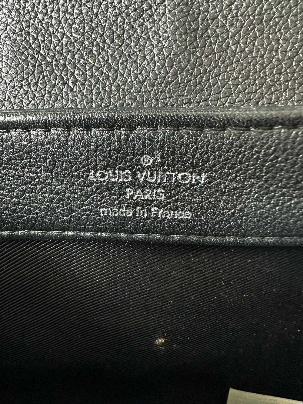 Louis Vuitton Louis Vuitton Black & Silver Lockme… - image 5