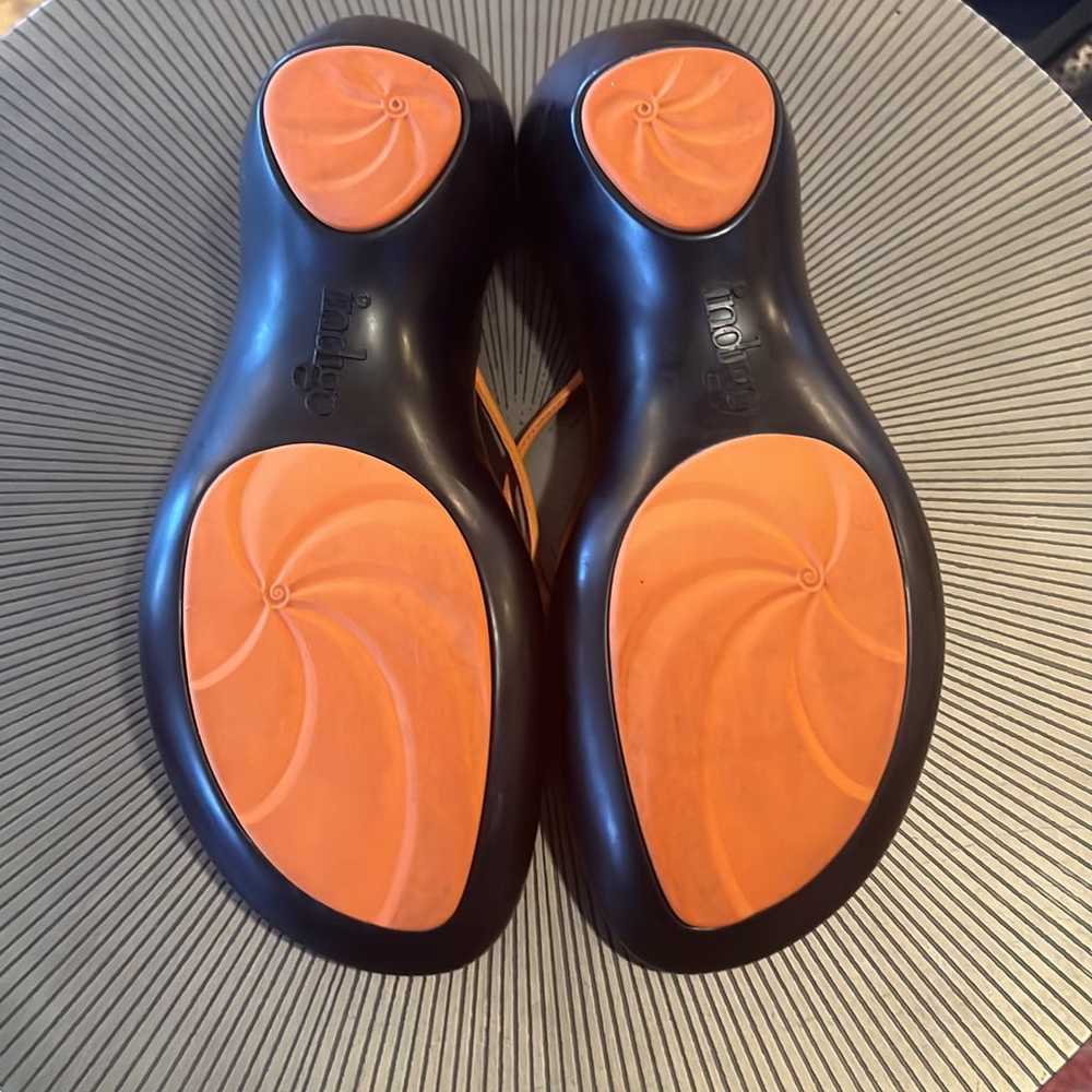 Indigo by Clarks Orange/Deep Brown Thong Sandals - image 5