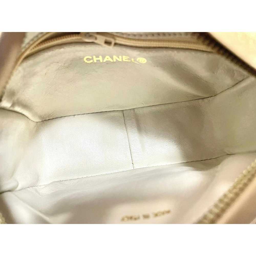 Chanel Vintage Chanel cocoa beige lambskin camera… - image 9