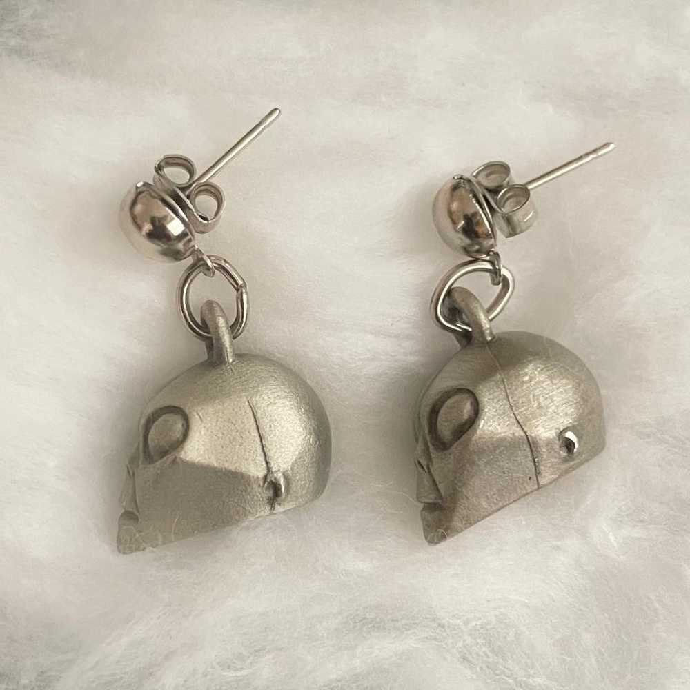 Pewter Alien Novelty Earrings - image 2