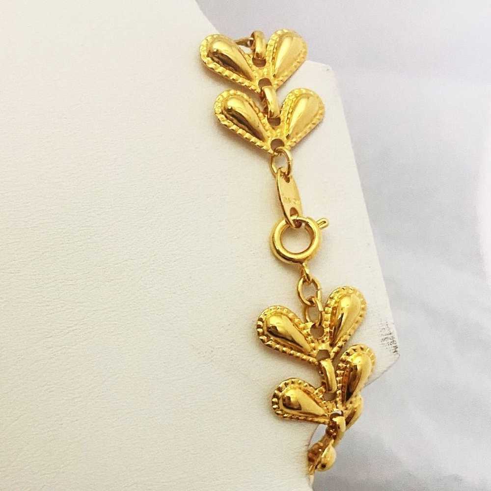 Bracelet Vintage 90s Avon Floral Gold Tone Leaf B… - image 2