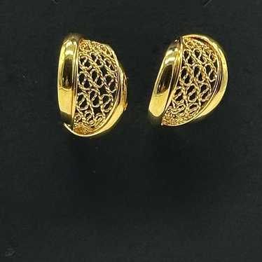 Gold Tone 1” Huggie Filigree Lace Hoop Earrings C… - image 1