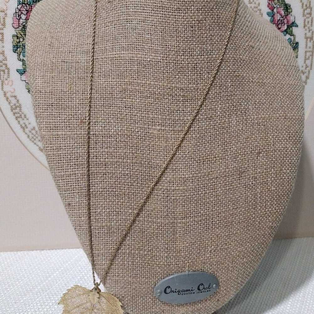 Metal Hollow Leaf Necklace gold color necklace ch… - image 3