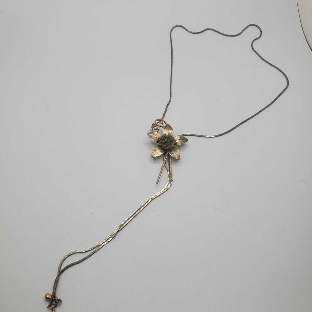 Vintage gold rose lariat necklace - image 1