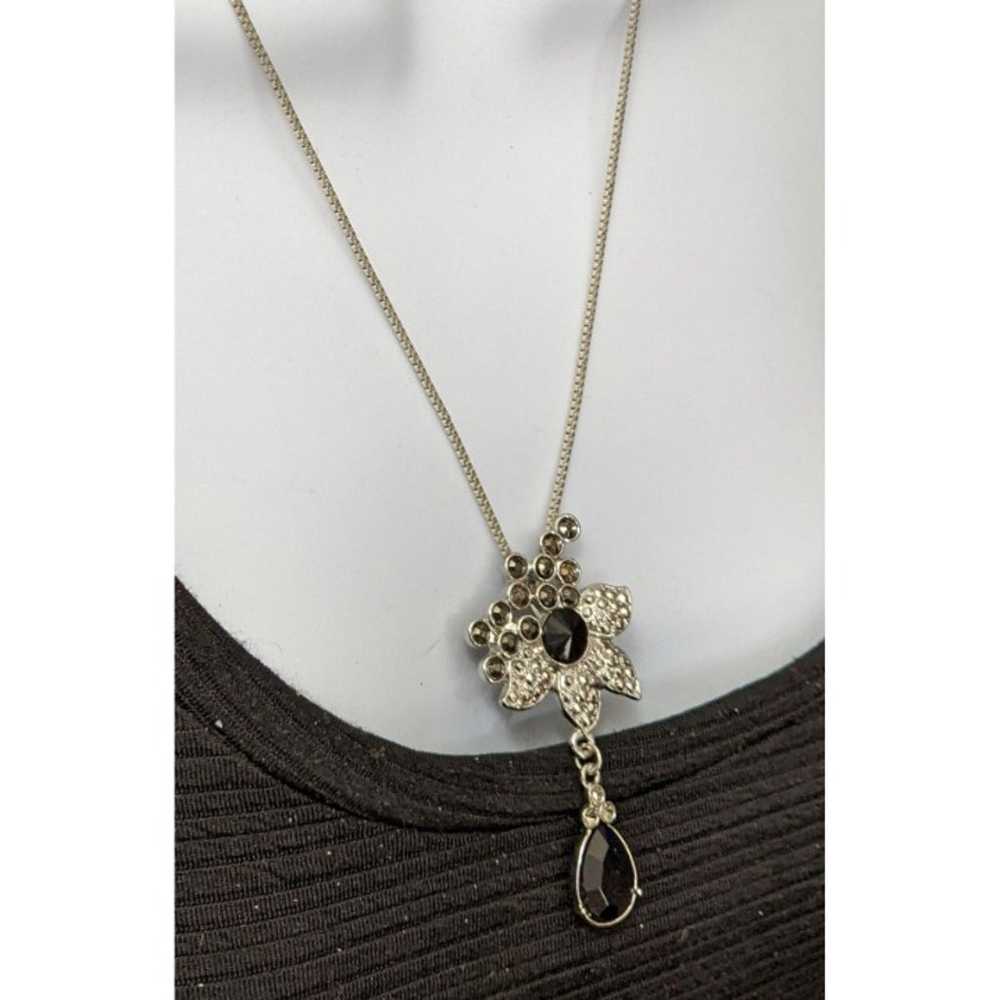 Black And Silver Floral Pendant Necklace - image 4
