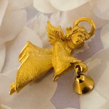 Vintage Golden Angel with Halo, Wings & Bell Brooc
