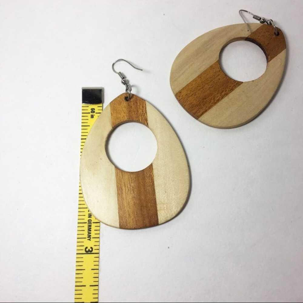 VINTAGE Wood Tear Drop Earrings - image 4