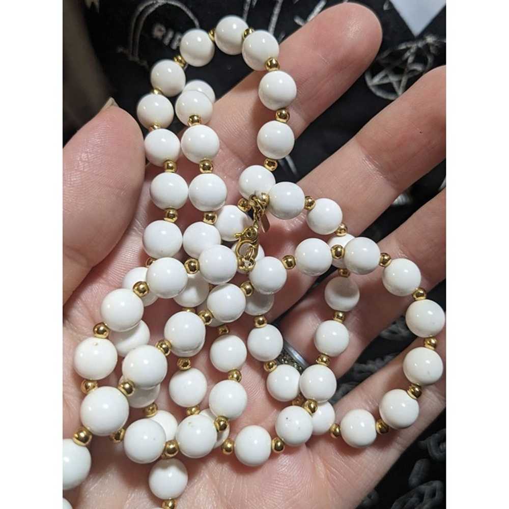 Monet Vintage White And Gold Beaded Necklace - image 3
