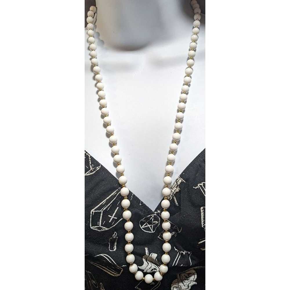 Monet Vintage White And Gold Beaded Necklace - image 6