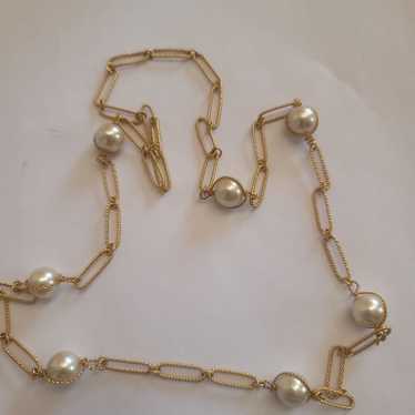 Avon easy elegance Necklace - image 1