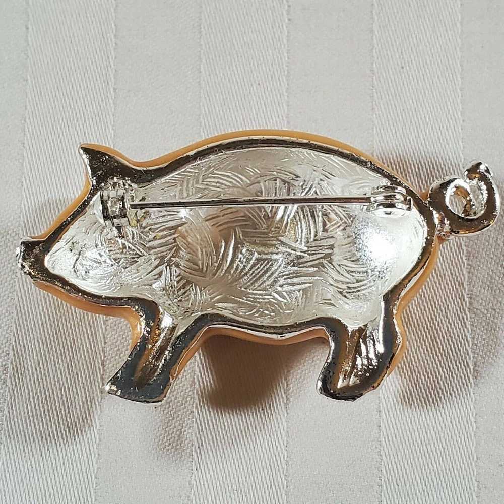 Vintage Enamel Pig Brooch w Crystal Eye - image 4