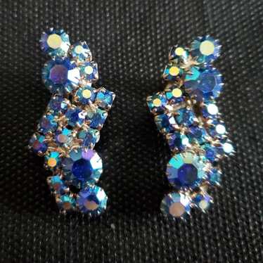 Vintage rhinestone clip earrings - image 1