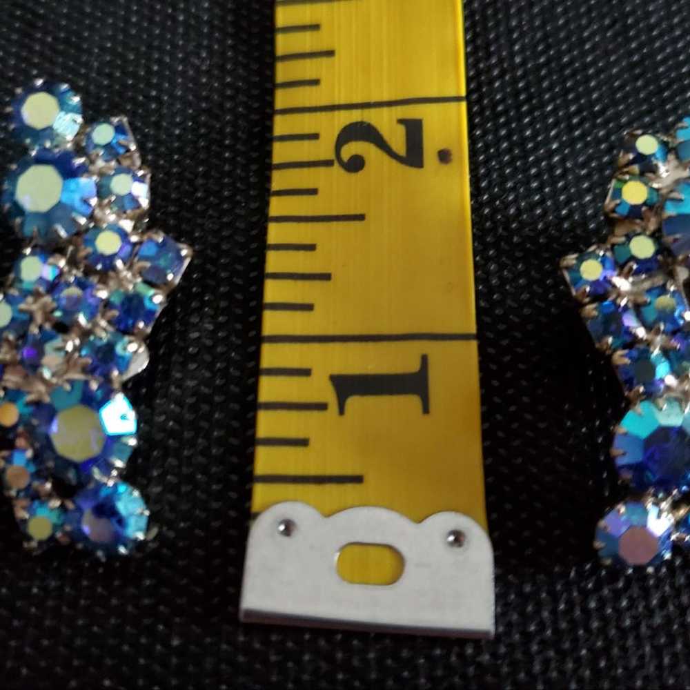 Vintage rhinestone clip earrings - image 3